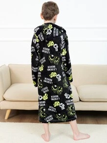 男孩法蘭絨卡通和字母圖案連帽休閒服睡袍