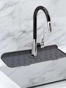 1pc Random Kitchen Faucet Sink Splash Guard, Silicone Faucet Water Catcher Mat, Sink Draining Pad Behind Faucet, Drying Mat For Kitchen & Bathroom Countertop Protect - Multicolor - View 1