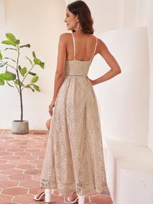 花卉蕾絲拖地吊帶洋裝