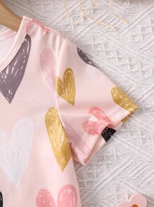 SHEIN Cô gái trẻ màu hồng nhạt in hình trái tim Áo phông đơn giản dễ thương có cổ tròn và tay áo thông thường cho mùa hè - Màu Hồng baby - Xem 5