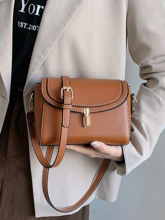 迷你針腳細節翻蓋方包