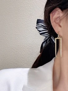 Rectangle Drop Earrings - Yellow Gold - View 4