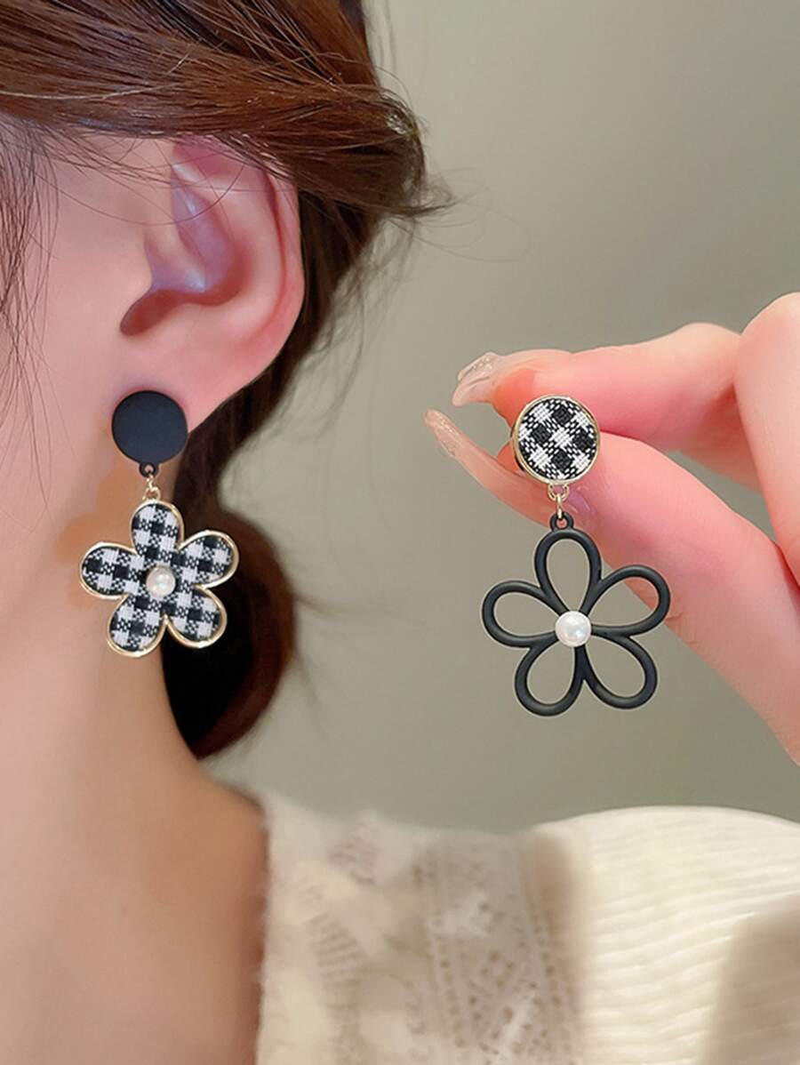 Andkiss Faux Pearl Decor Flower Drop Earrings Valentines - Multicolor - View 1