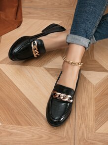 Crocodile Embossed Chain Decor Flat Loafers - Black - View 7
