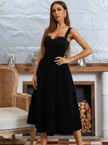 简约复古吊带露背天鹅绒长款修身A字裙女 - 黑色 - 查看 4