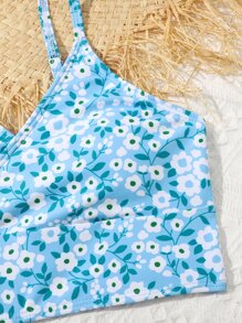 青少年女孩碎花比基尼套装搭配沙滩裙夏日海滩