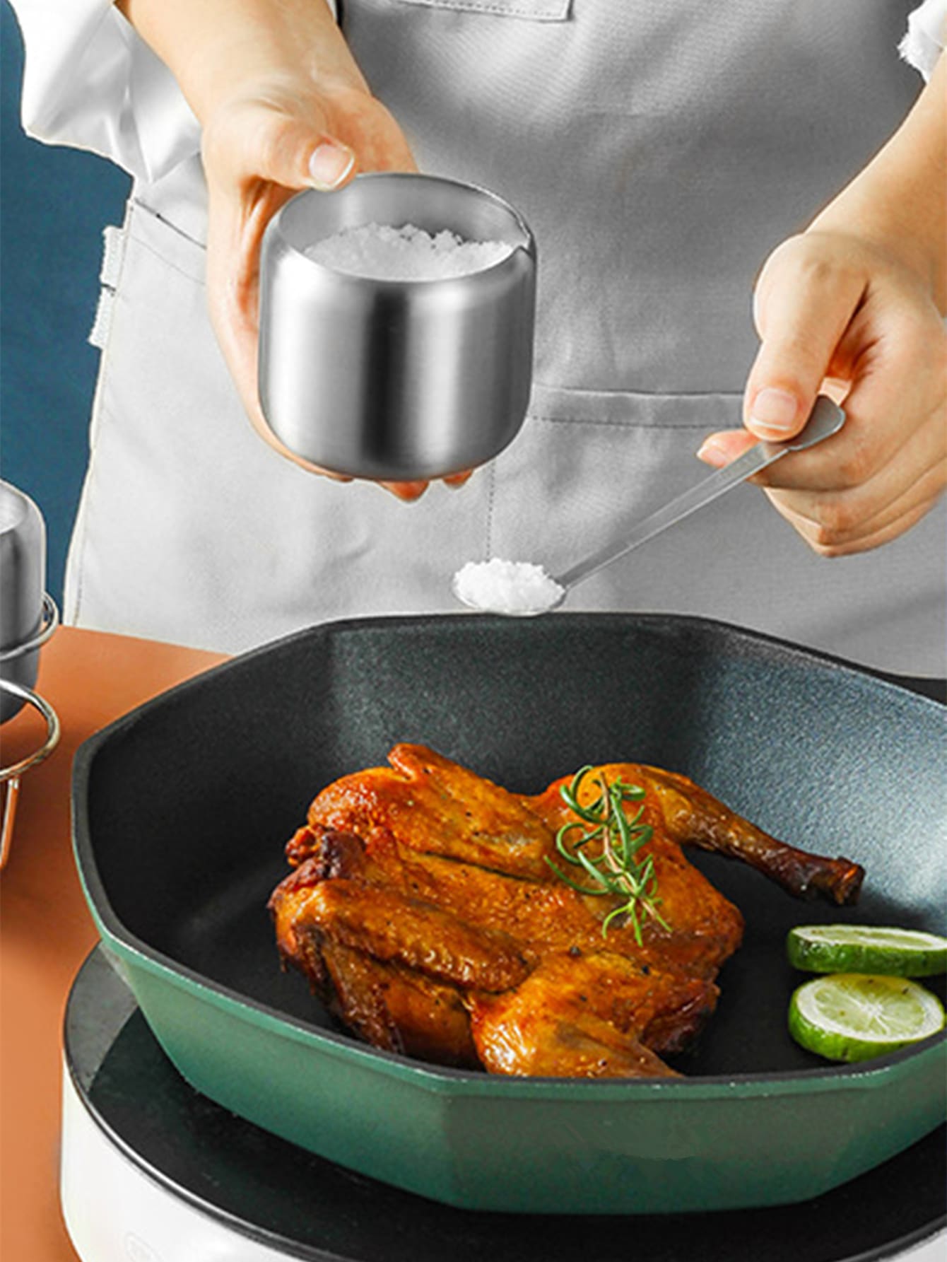 1pc Stainless Steel Spice Jar With Spoon - Silver - View 1