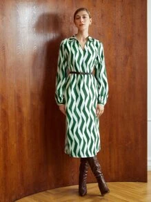 MOTF PREMIUM BELTED WAVE PRINT SHIRT DRESS - Multicolor - View 8