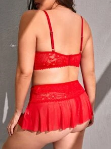 Plus Floral Lace Ruffle Trim Underwire Lingerie Set - Red - View 2