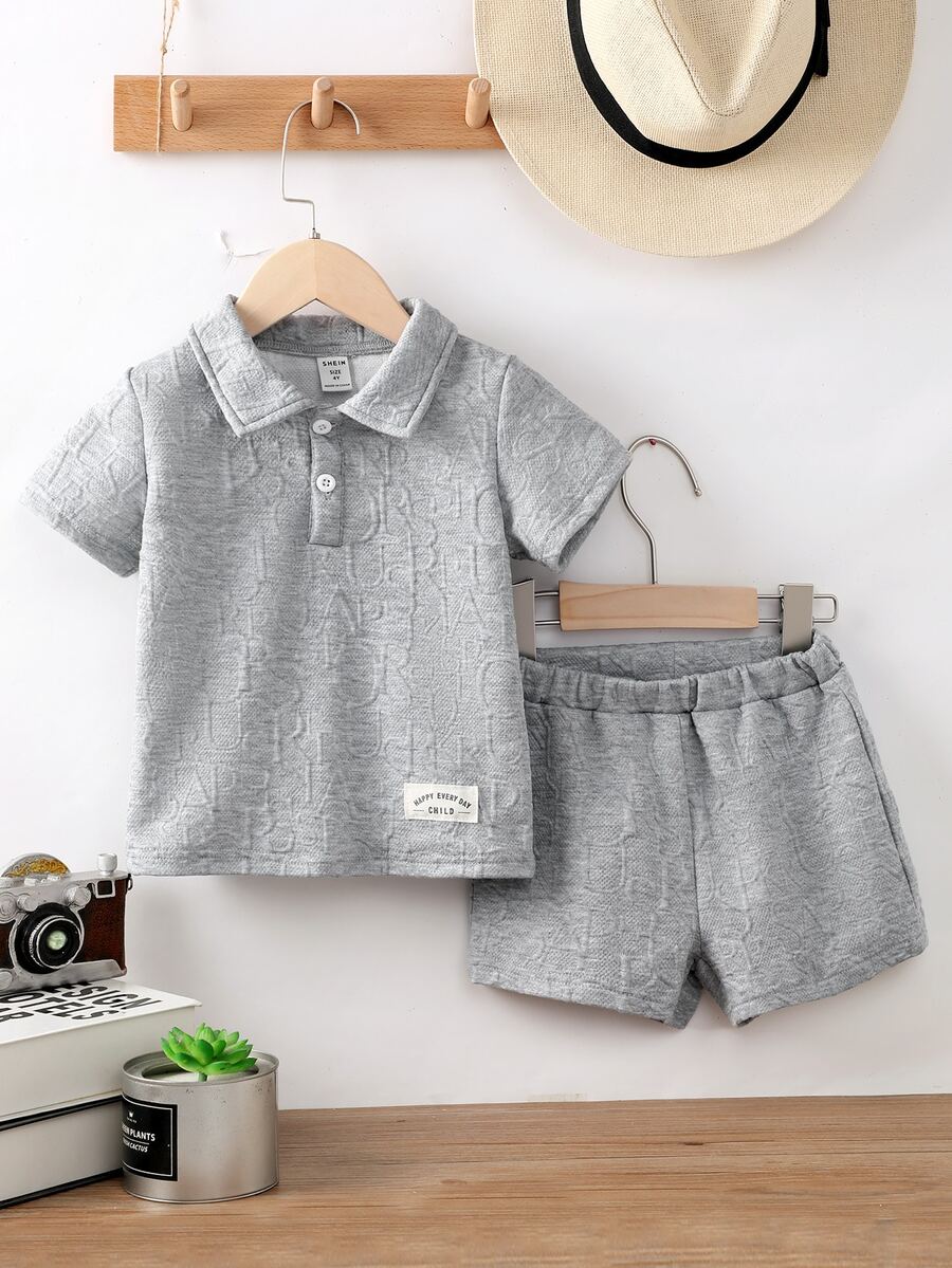 SHEIN 小男童字母補丁細節POLO衫和短褲 - 灰色 - 查看 1