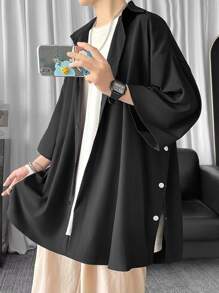 Manfinity Hypemode Men's Spring/Summer Casual Solid Color Drop Shoulder Buttoned Side Oversized Shirt - Black - View 3