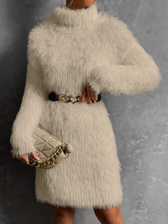 SHEIN Privé 高領絨毛針織毛衣裙不附腰帶