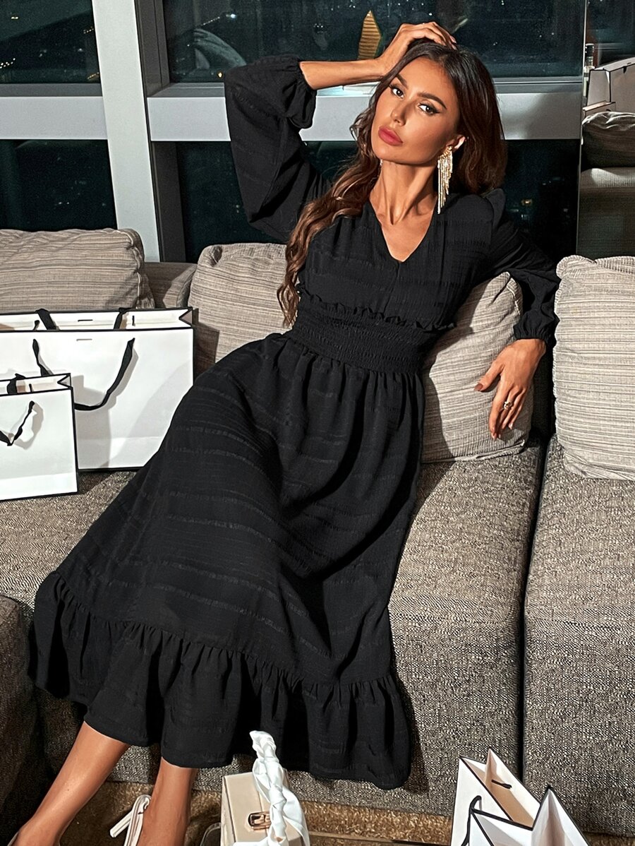 GENKIRA 圓點腰部打褶燈籠袖荷葉邊洋裝 - 黑色 - 查看 1