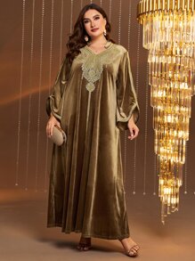 Al Najma Plus Guipure Lace Appliques Trumpet Sleeve Flannelette Dress - Brown - View 5
