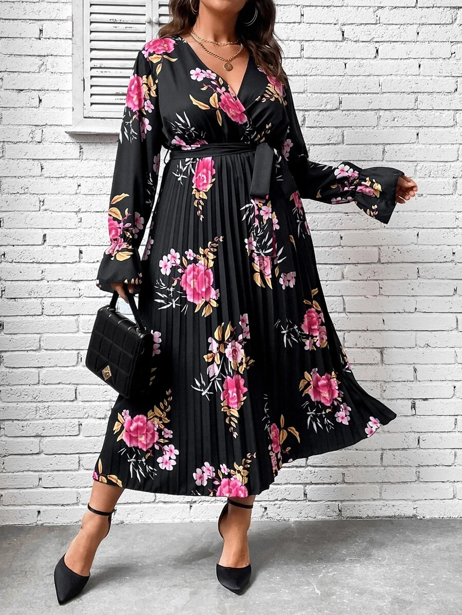 SHEIN Clasi 大碼印花荷葉袖交叉領百褶下擺繫腰帶連衣裙 - 彩色 - 查看 1