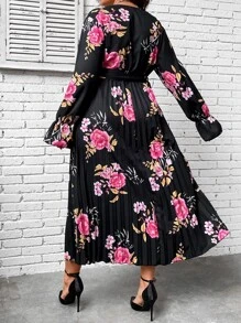 SHEIN Clasi 大碼印花荷葉袖交叉領百褶下擺繫腰帶連衣裙 - 彩色 - 查看 2