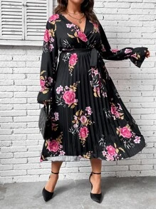 SHEIN Clasi 大碼印花荷葉袖交叉領百褶下擺繫腰帶連衣裙 - 彩色 - 查看 4