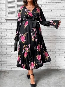 SHEIN Clasi 大碼印花荷葉袖交叉領百褶下擺繫腰帶連衣裙 - 彩色 - 查看 5