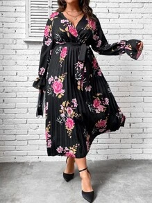 SHEIN Clasi 大碼印花荷葉袖交叉領百褶下擺繫腰帶連衣裙 - 彩色 - 查看 7