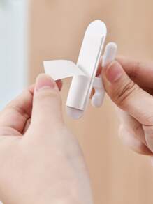 2pcs/4pcs/8pcs No-Drill Stick On Wall Curtain Hooks Gifts Birthday Graduation - White - View 7