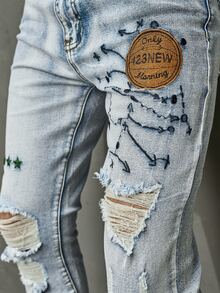 Manfinity LEGND Men Cotton Letter Patched Ripped Skinny Jeans - Light Wash - View 8