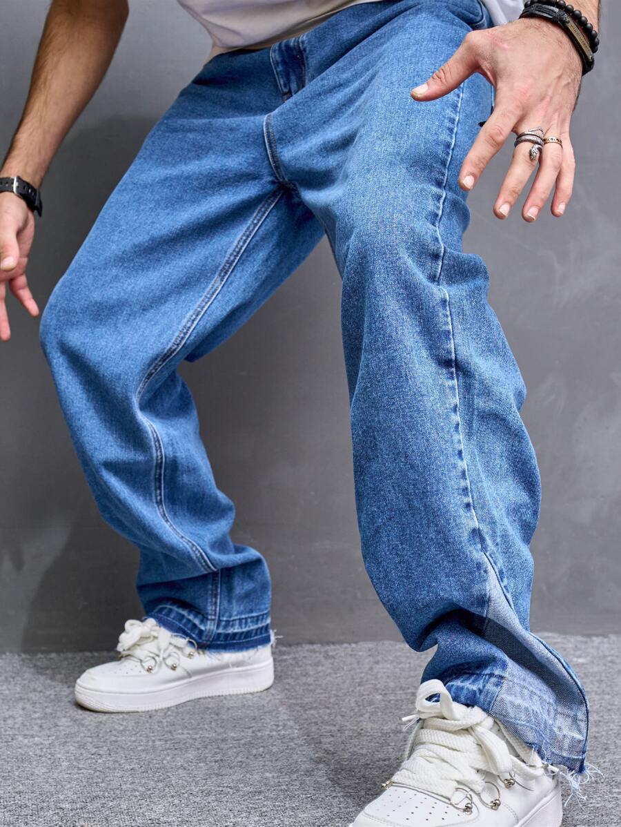 Manfinity Men Slant Pocket Straight Leg Jeans - Medium Wash - View 1