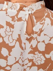 SHEIN Privé Plus Floral Print Flounce Sleeve Frill Neck Blouse - Multicolor - View 3