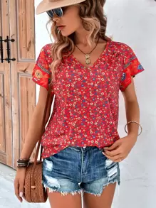 SHEIN VCAY Ditsy Floral Print V Neck Tee - Red - View 3