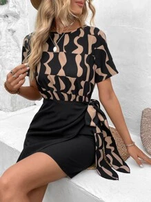 SHEIN LUNE Graphic Print Knot Side Wrap Hem Dress - Black - View 5