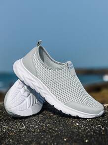 Men Letter Patch Decor Slip-on Mesh Breathable Running Shoes - Grey - View 1