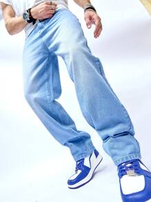 Manfinity Men Slant Pocket Straight Leg Jeans - Light Wash - View 7