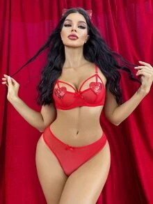 Cut-out Heart Sequin Underwire Lingerie Set - Red - View 5