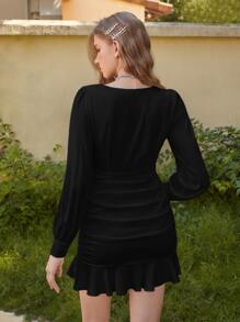 SHEIN MOD Vestido de cuello cruzado fruncido bajo con fruncido