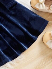 少女方領蕾絲邊羊腿袖天鵝絨連身裙