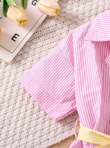 SHEIN 女小童撞色條紋優雅休閒度假連身褲帶平底翻領,常規袖,直筒長褲,夏天 - 彩色 - 查看 5