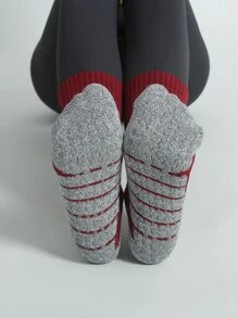 1 par Calcetines de yoga con corte alto, fondo de toalla, antideslizantes, calcetines calentadores de pierna para deporte, calcetines para correr, bailar, pista - Burdeos - Ver 2