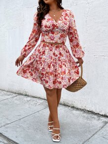 SHEIN Holidaya 大碼滿版印花燈籠袖上衣和荷葉邊半身裙 - 彩色 - 查看 5