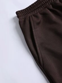 Manfinity Men Slogan Graphic Drop Shoulder Sweatshirt & Drawstring Waist Shorts - Coffee Brown - View 7