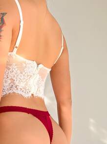 FINETOO Solid Lace Trim Thong - Burgundy - View 2