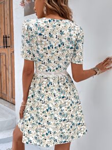 SHEIN VCAY Floral Print Guipure Lace Insert Dress - White - View 2