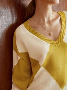 MOTF PREMIUM 羊毛混紡菱形印花套頭毛衣 - 彩色 - 查看 3