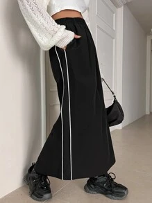 DAZY Contrast Piping Elastic Waist Split Hem Skirt - Black - View 1