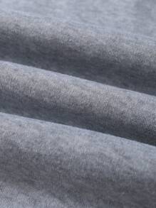 SHEIN EZwear Heart Print Kangaroo Pocket Drawstring Thermal Hoodie - Grey - View 3