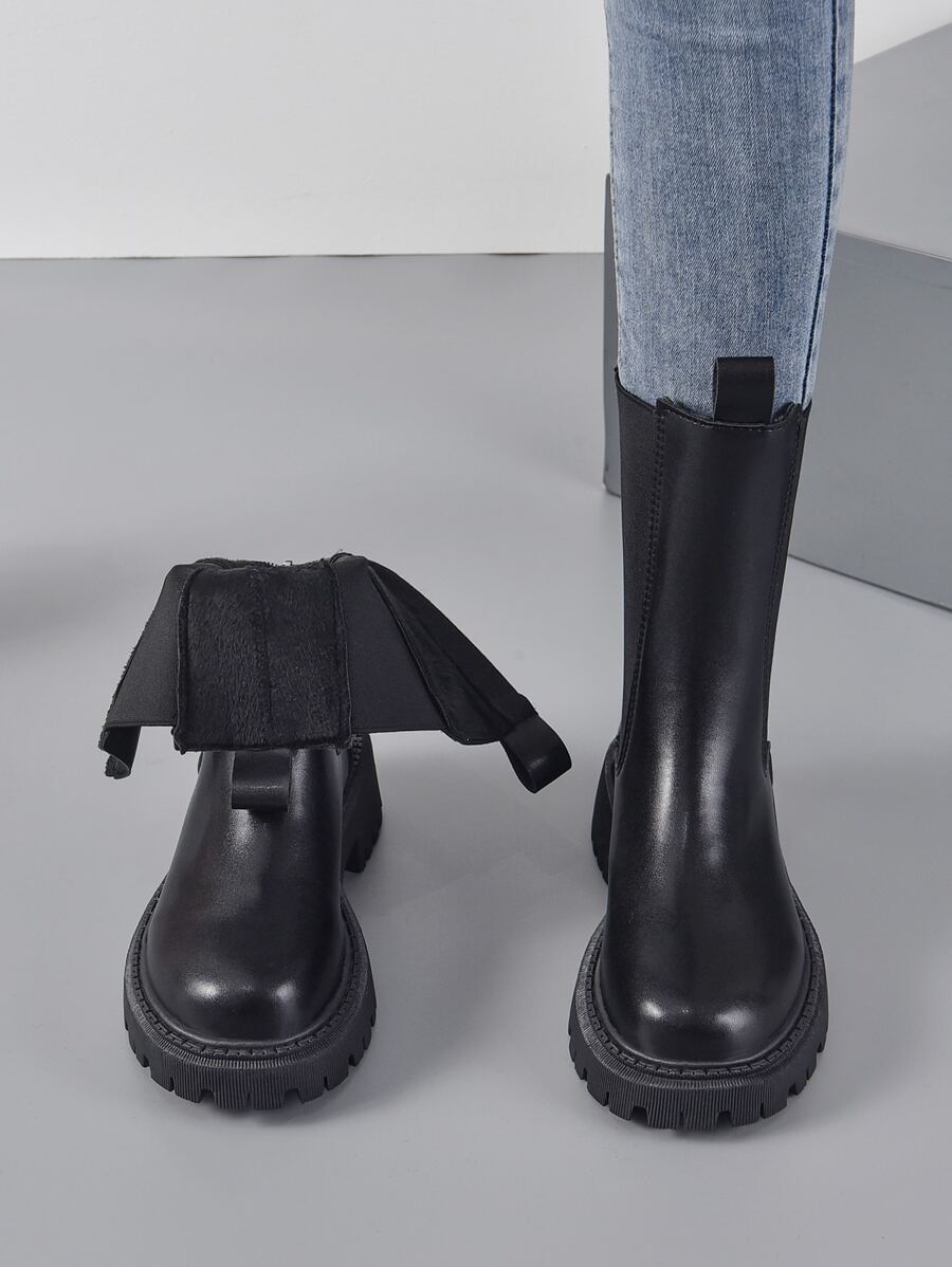 Women Black Zip Back Thermal Lined Chelsea Boots, Elegant Round Toe