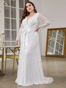Plus Plunge Neck Belted Lace Wedding Dress - White - View 5