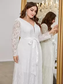 Plus Plunge Neck Belted Lace Wedding Dress - White - View 6