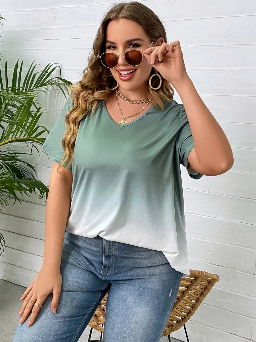 SHEIN LUNE Plus Ombre V Neck Tee Graphic Tees Women Tops - Multicolor - View 1