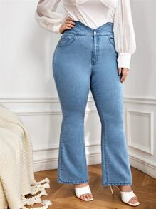 Plus V-cut Waist Flare Leg Jeans - Light Wash - View 5