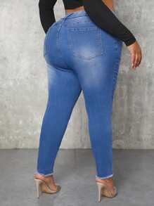 Plus High Waist Raw Hem Skinny Jeans - Medium Wash - View 2
