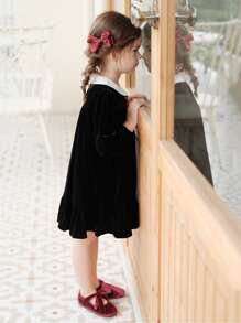Toddler Girls Peter Pan Collar Bow Front Velvet Smock Dress - Black - View 5